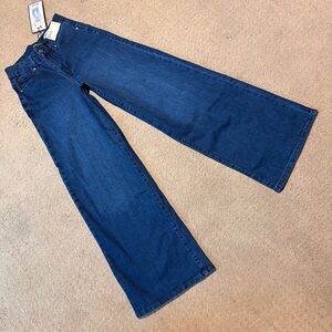 New BCBG BCBGeneration Stretch High Rise
Wide Leg Trousers Blue Jeans Size 3 26